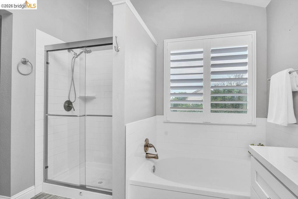 4010 Goleta Pl