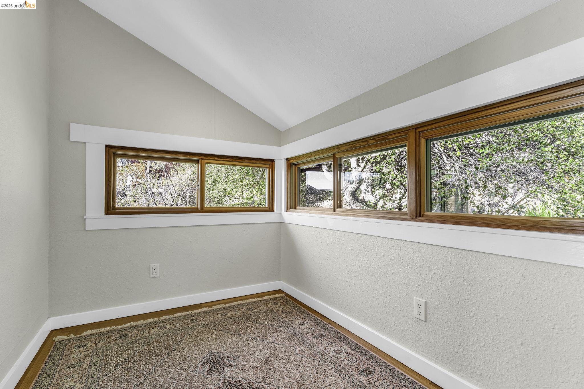 641 Alvarado Rd