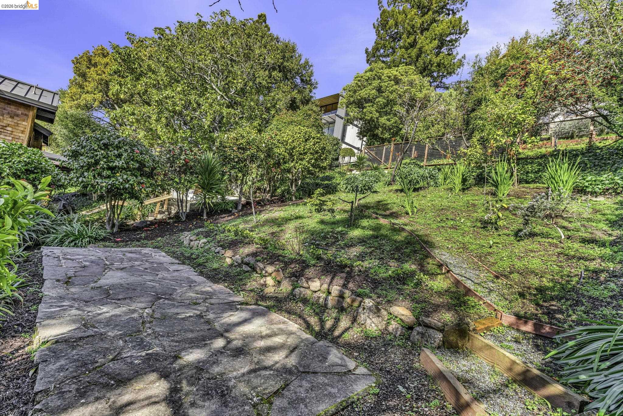 641 Alvarado Rd
