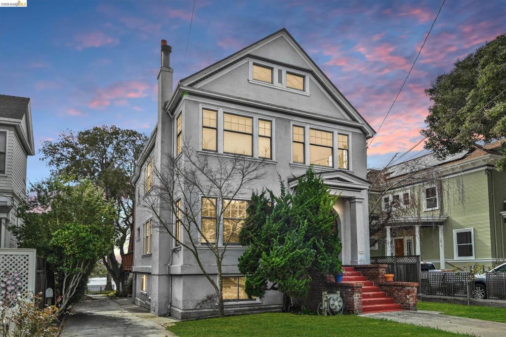 1822 1822 Clinton Ave