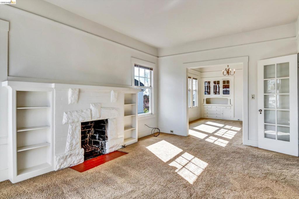 1822 1822 Clinton Ave
