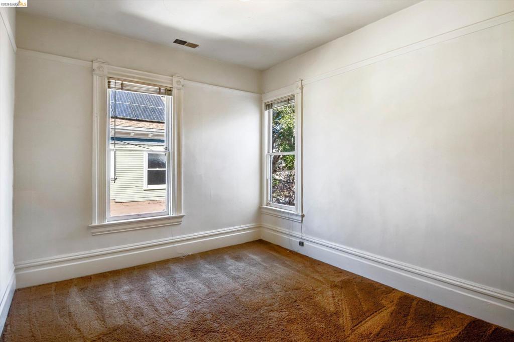 1822 1822 Clinton Ave