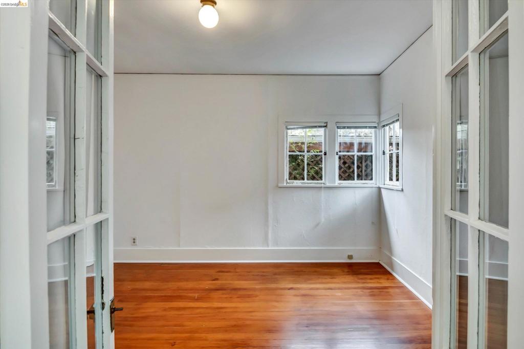 1822 1822 Clinton Ave
