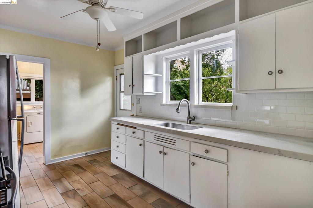 1822 1822 Clinton Ave