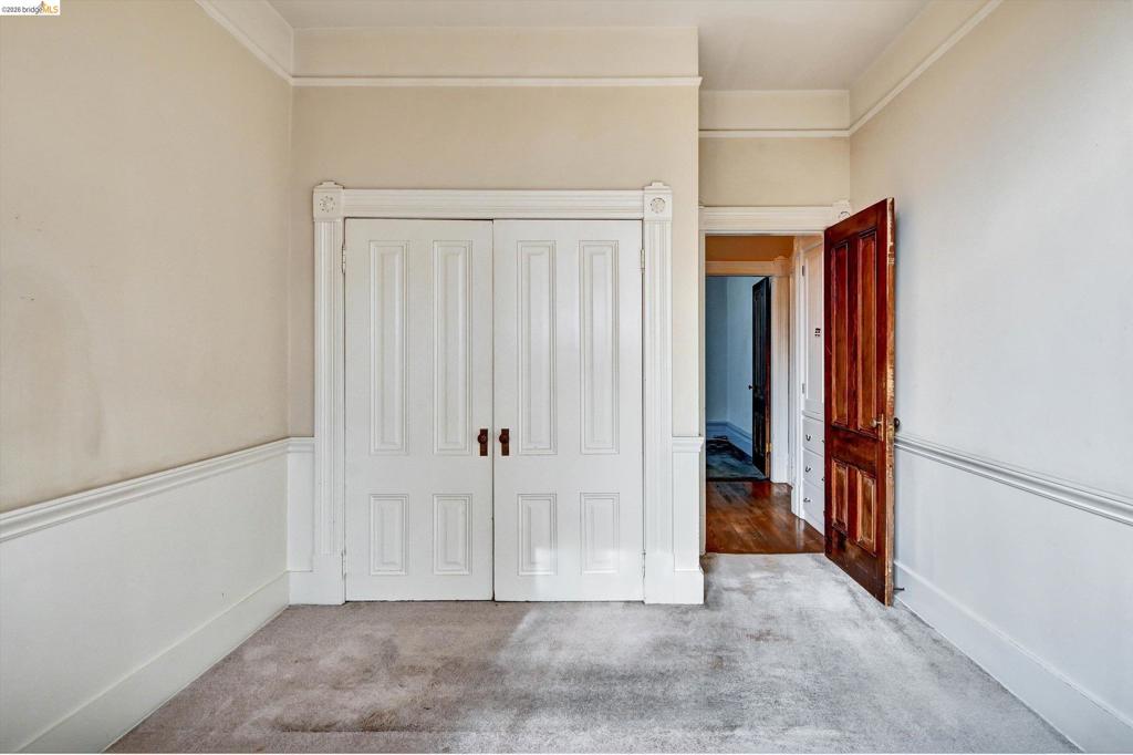 1822 1822 Clinton Ave
