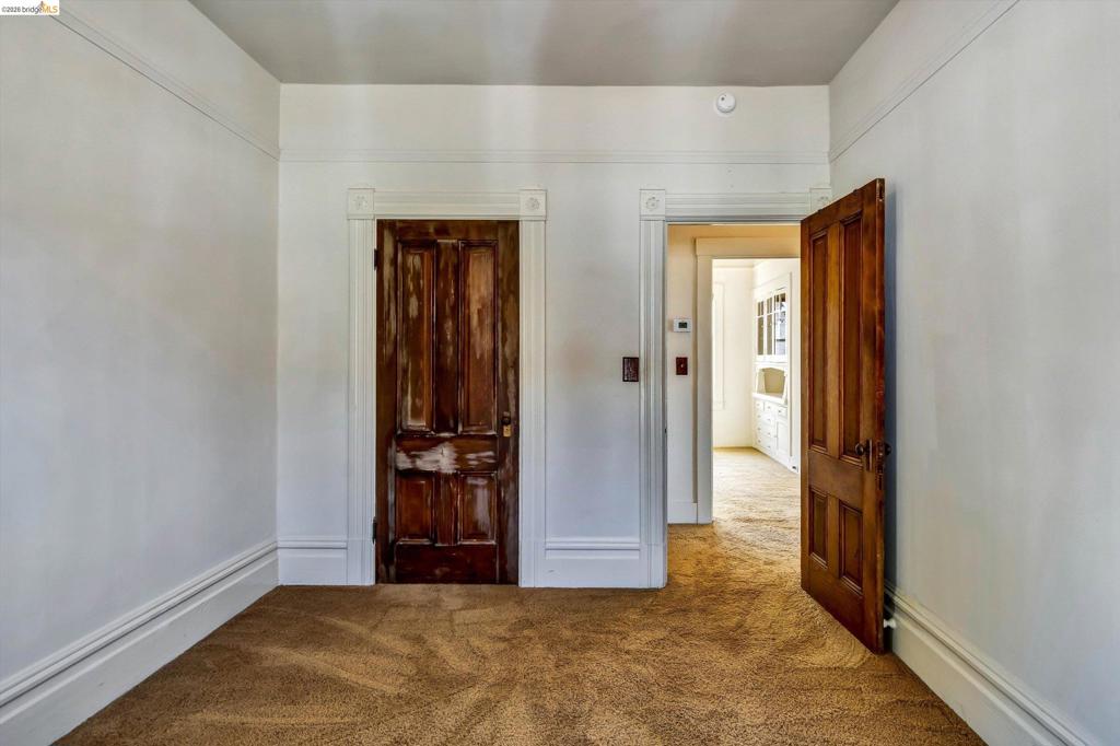 1822 1822 Clinton Ave