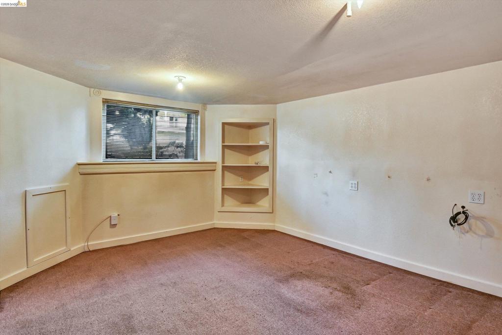 1822 1822 Clinton Ave