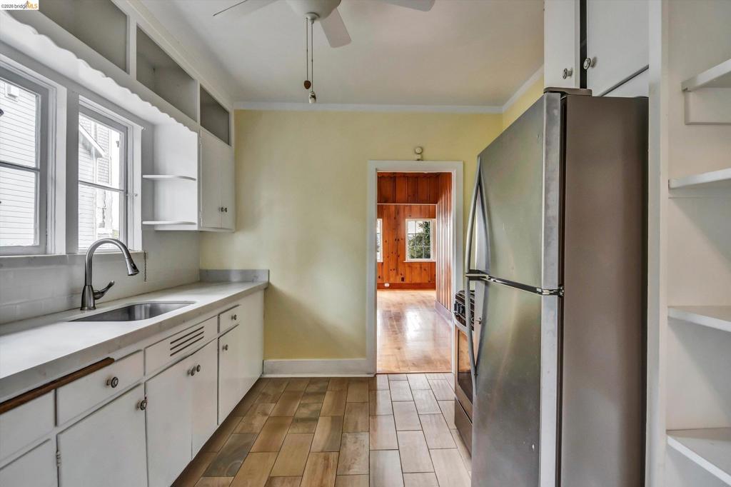 1822 1822 Clinton Ave