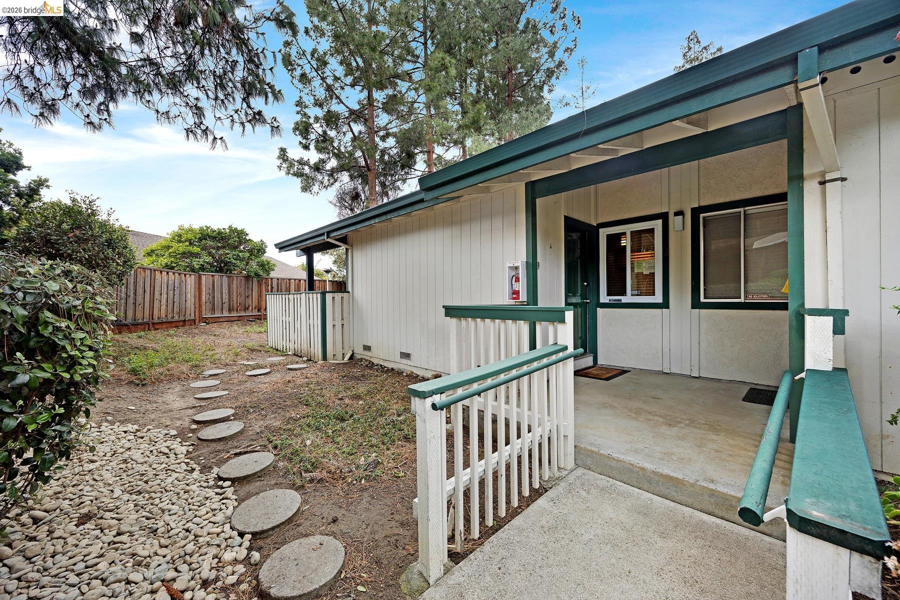 5425 Concord Blvd Unit: H2