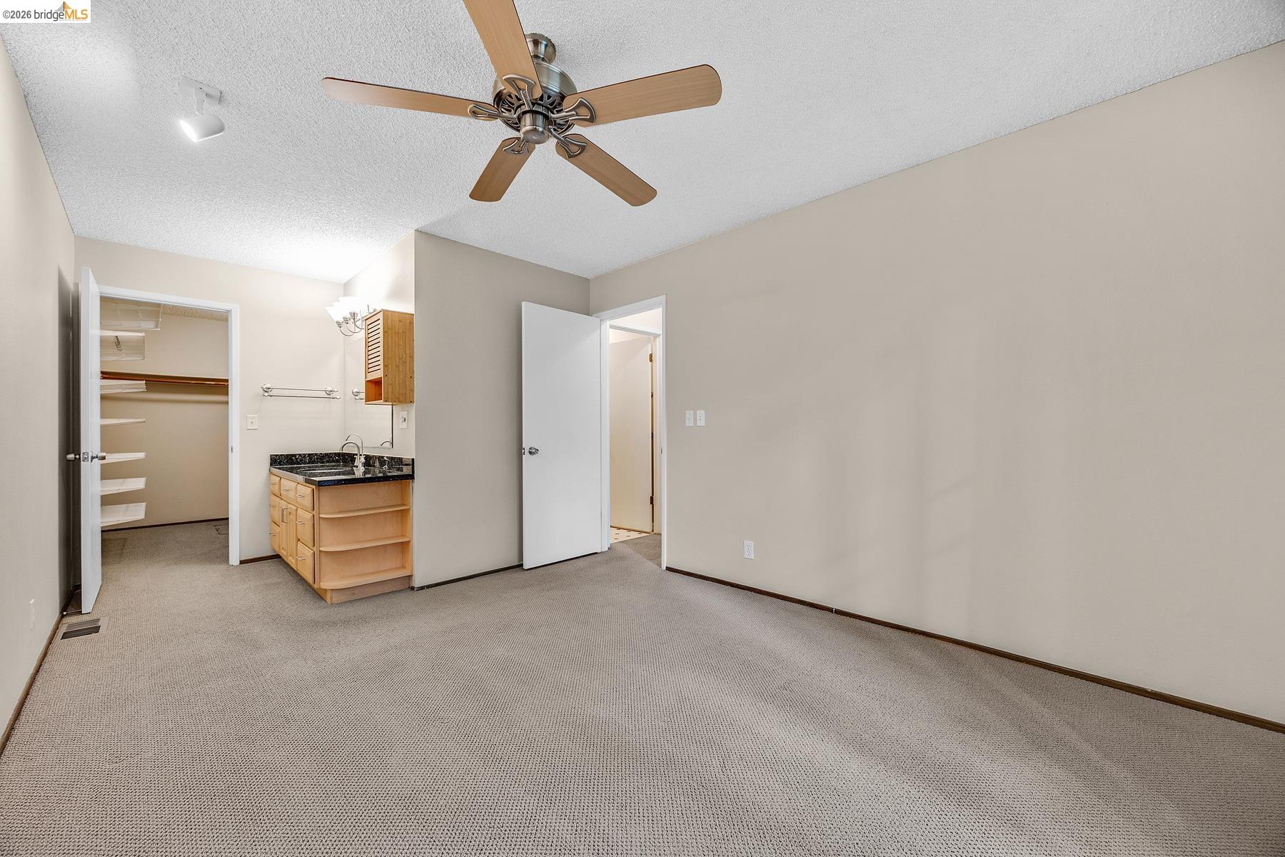 5425 Concord Blvd Unit: H2