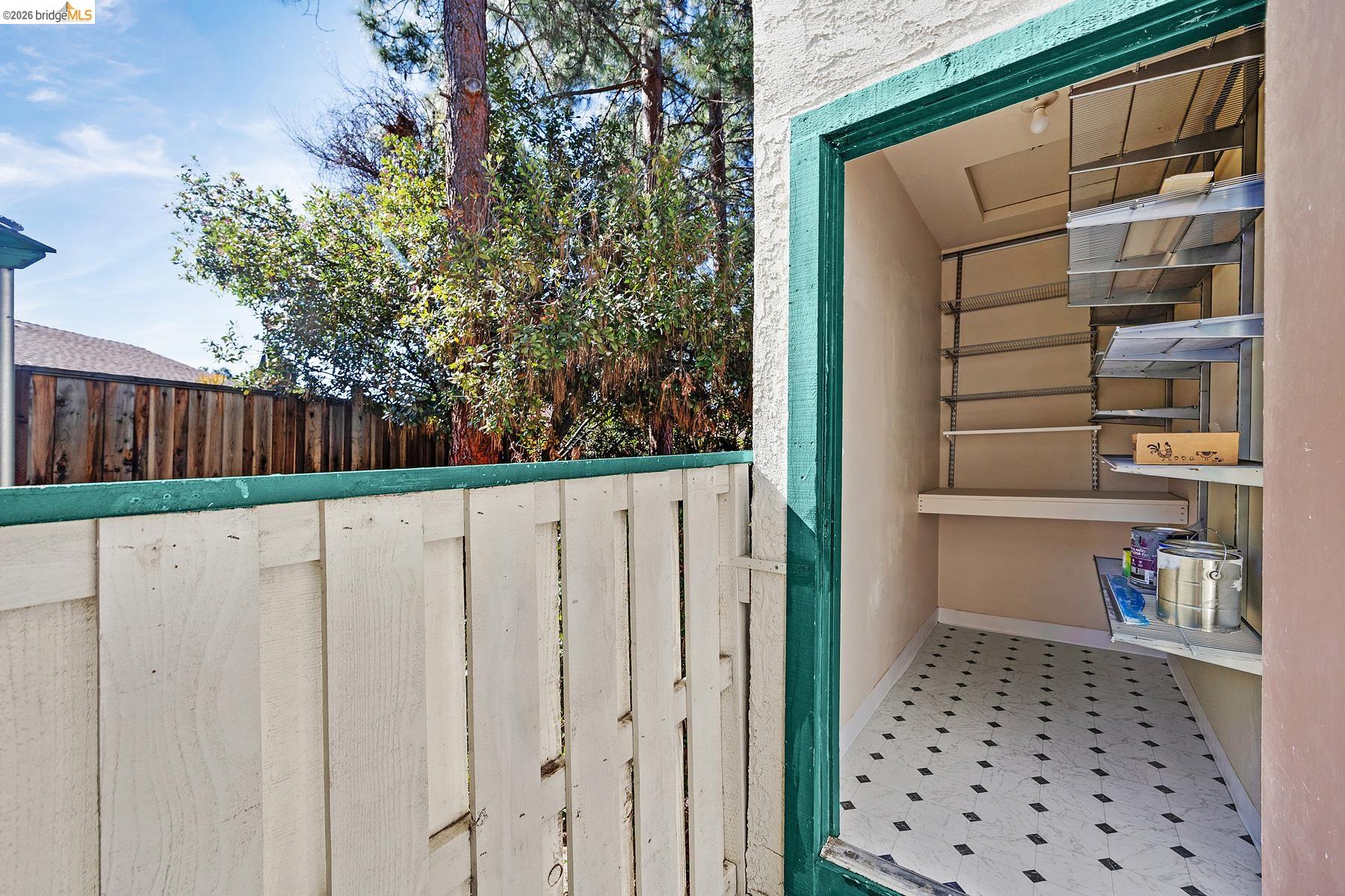 5425 Concord Blvd Unit: H2