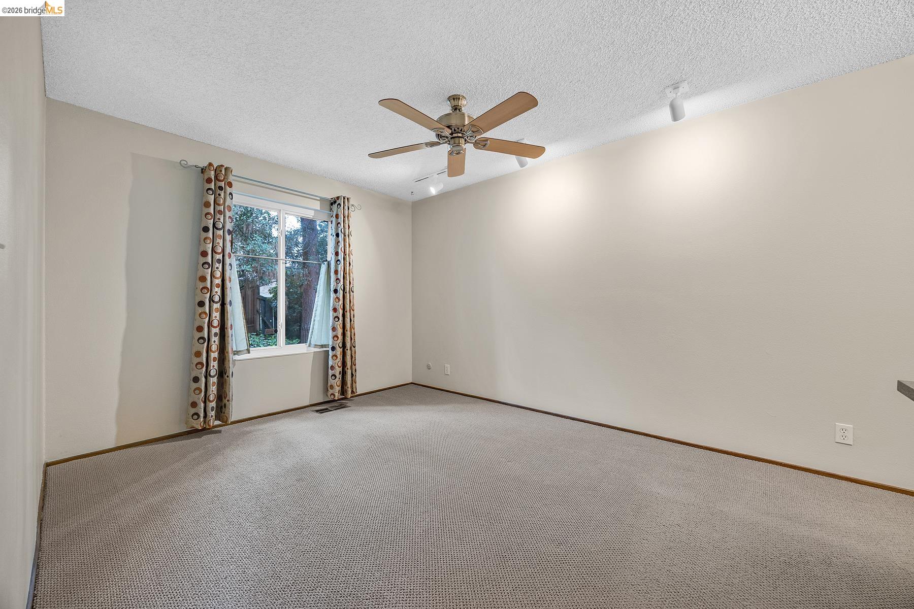 5425 Concord Blvd Unit: H2