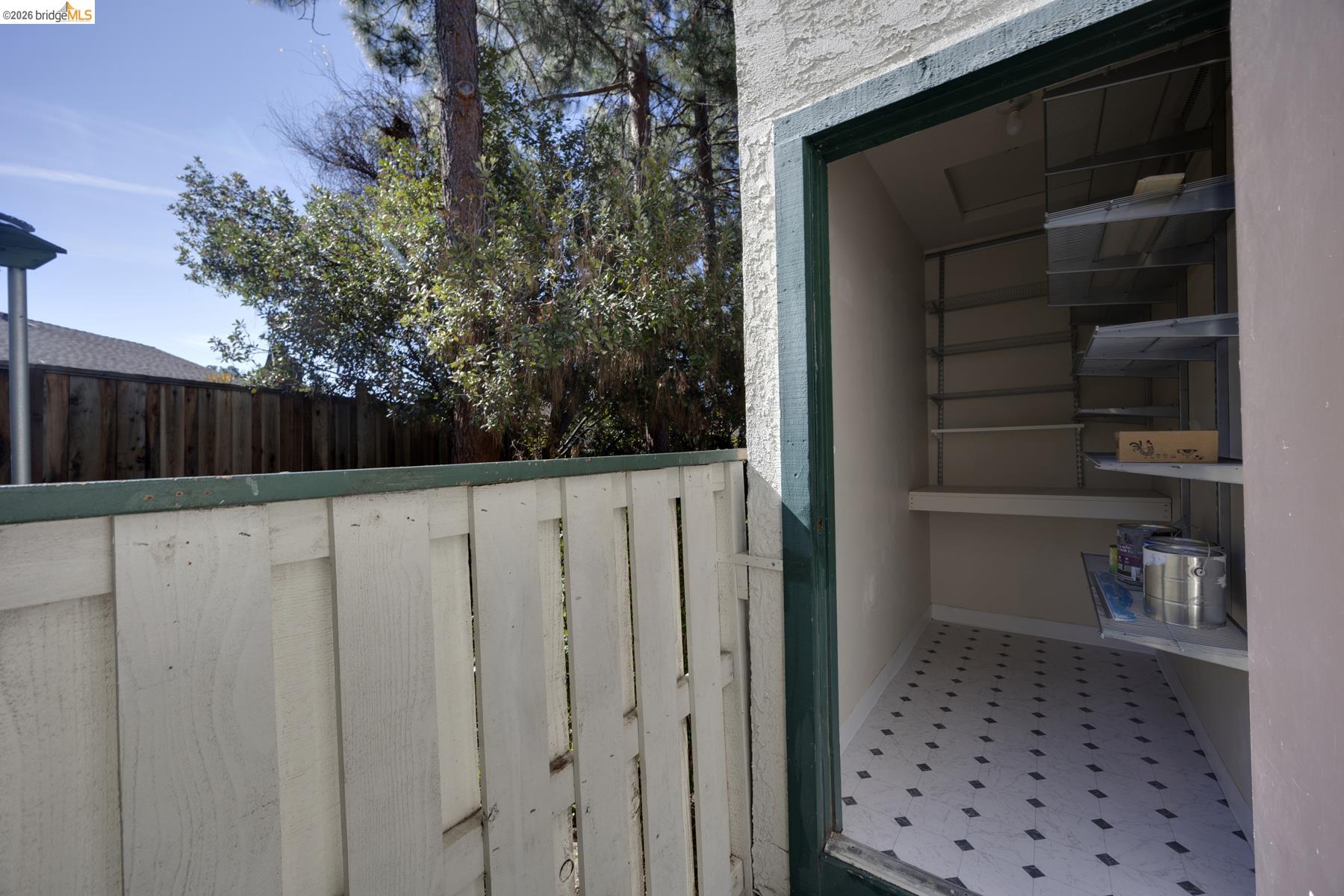 5425 Concord Blvd Unit: H2