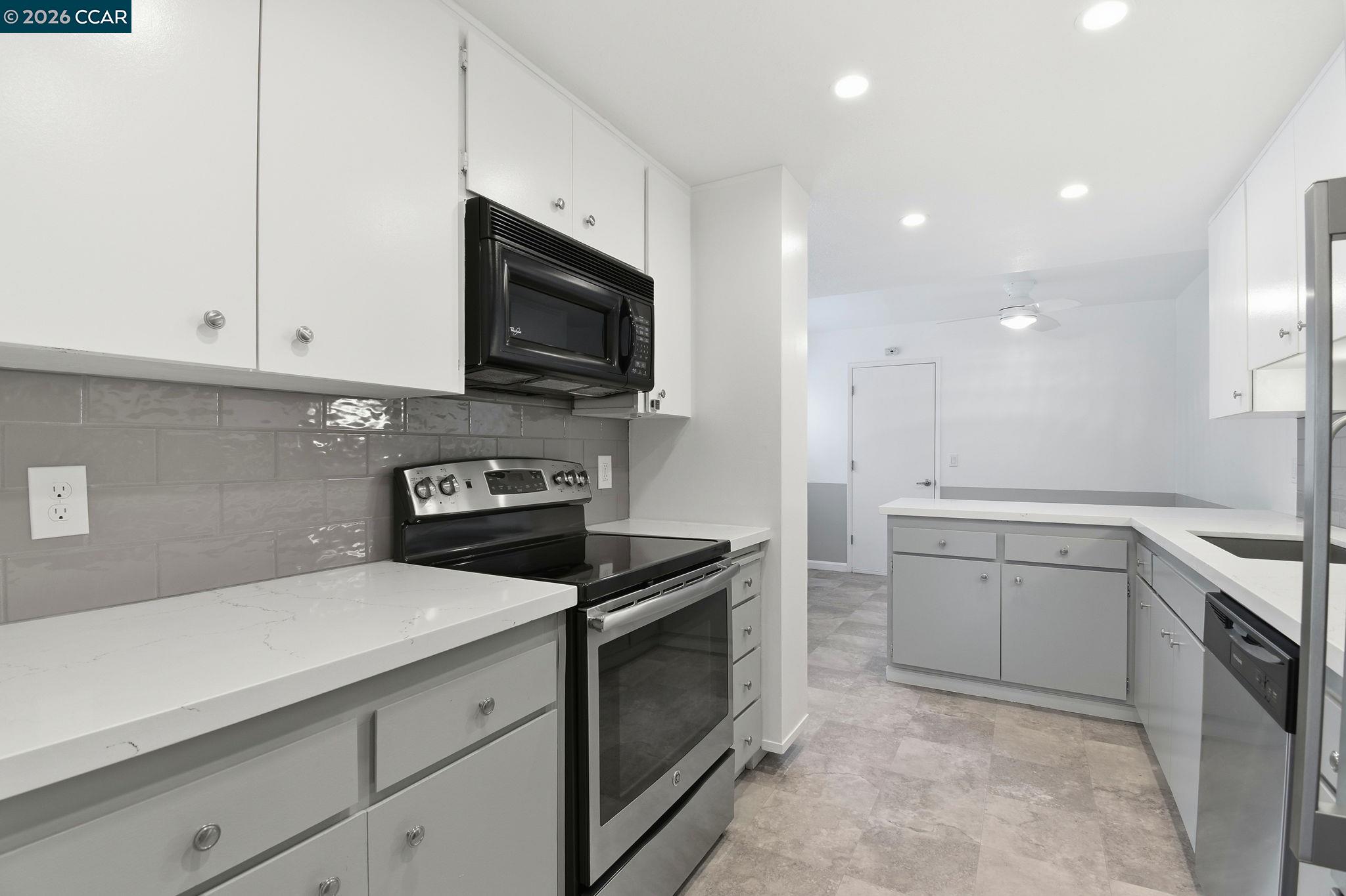 6538 Stonecroft Ter