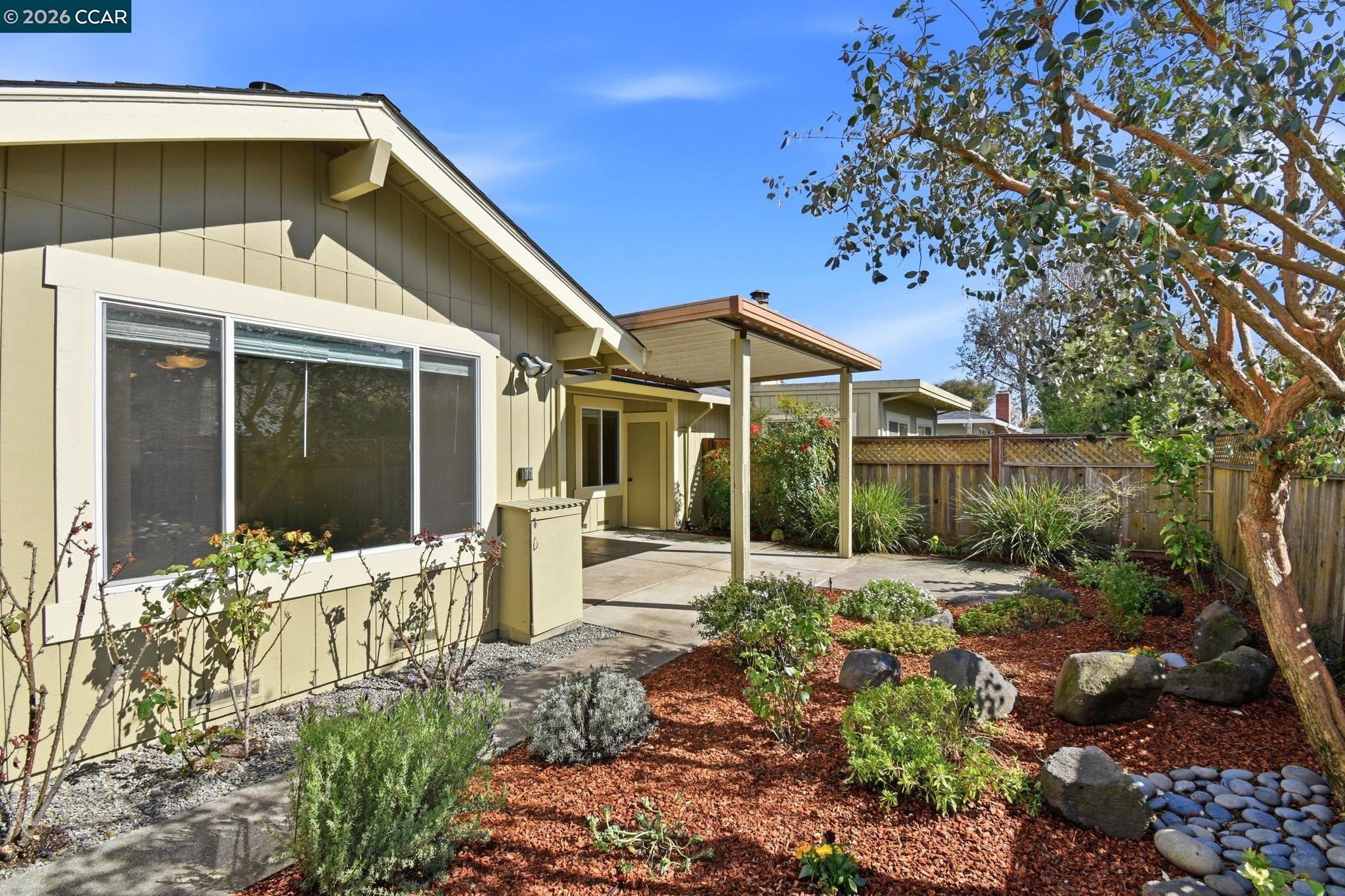 6538 Stonecroft Ter