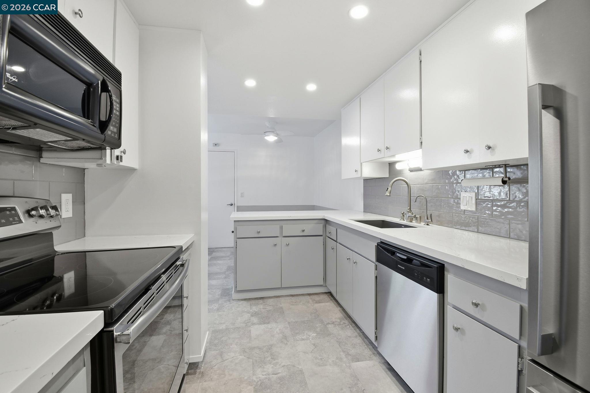 6538 Stonecroft Ter