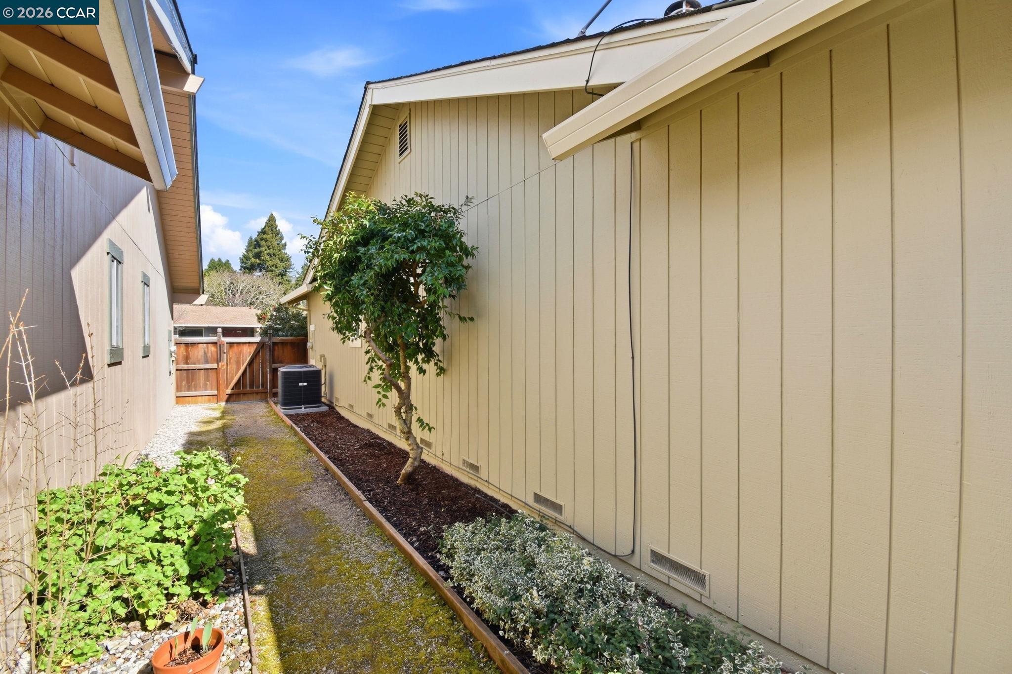 6538 Stonecroft Ter
