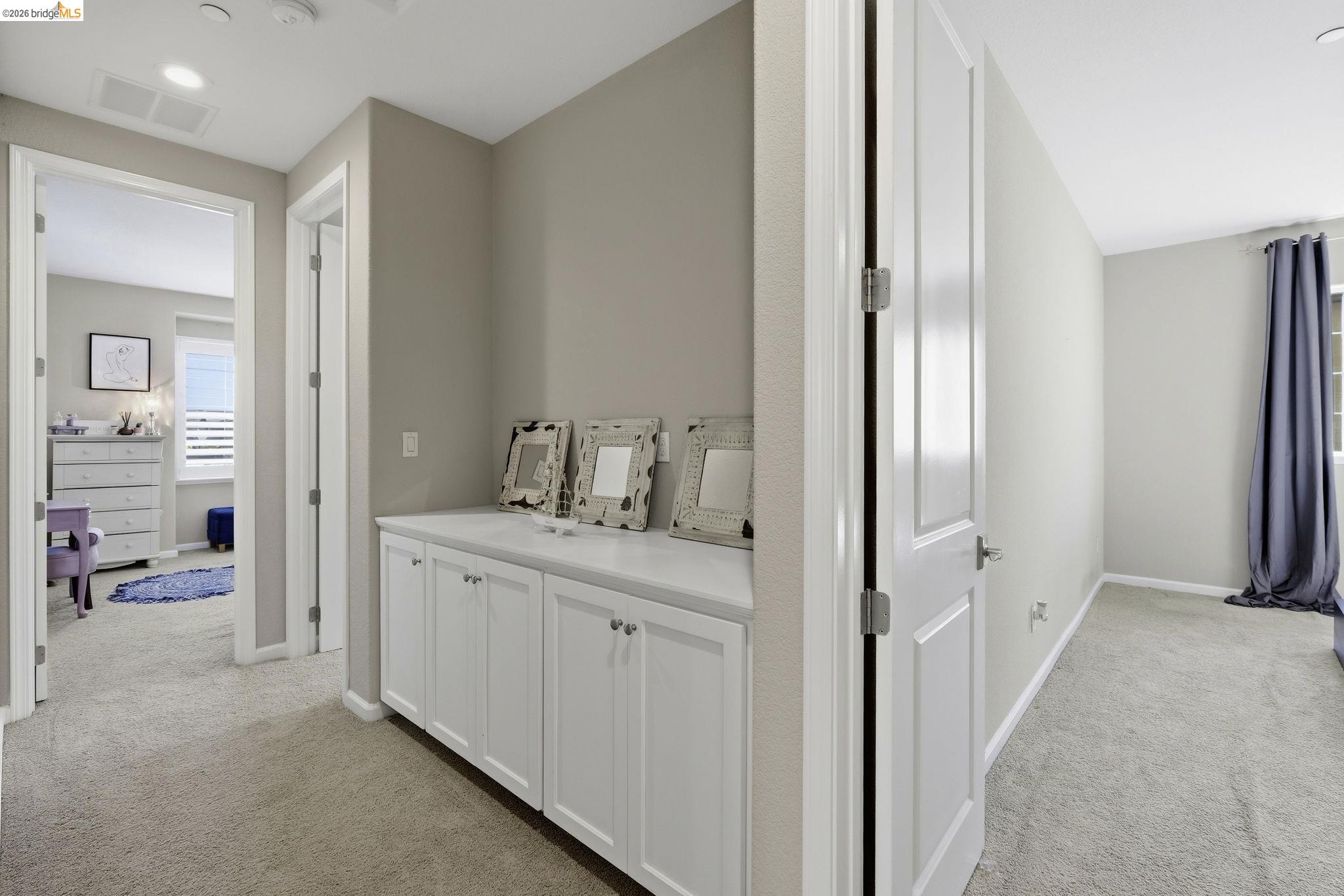 369 Parkfield Way