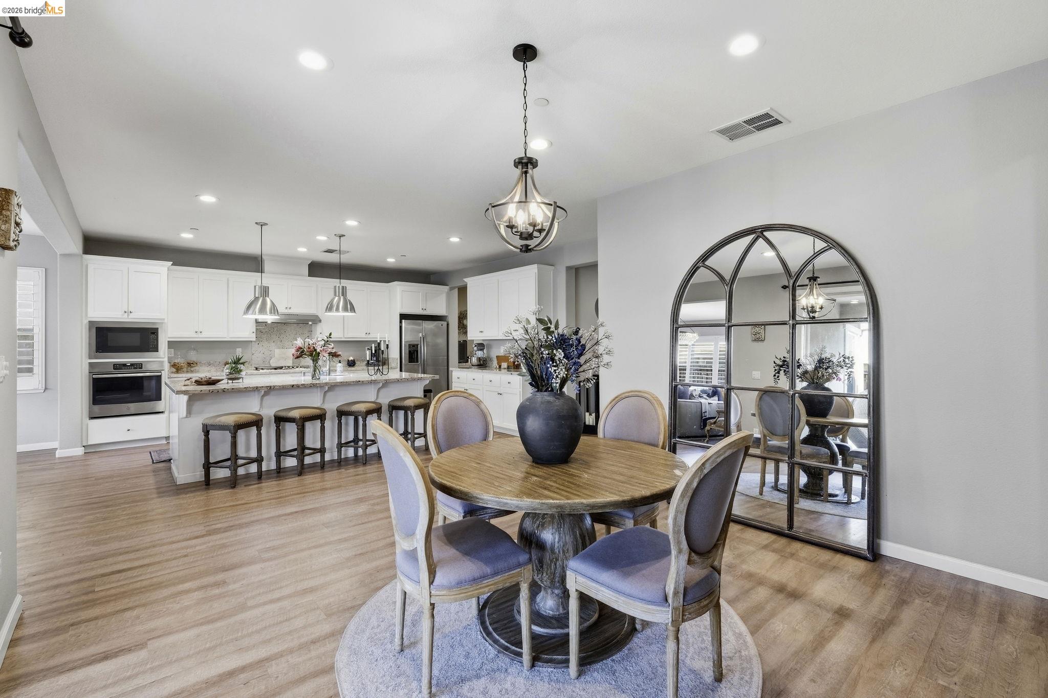 369 Parkfield Way