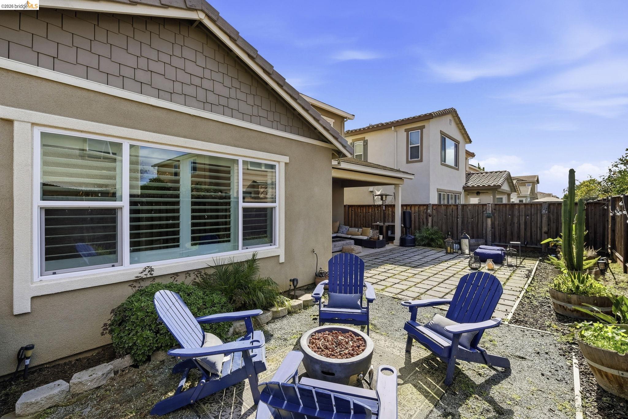369 Parkfield Way