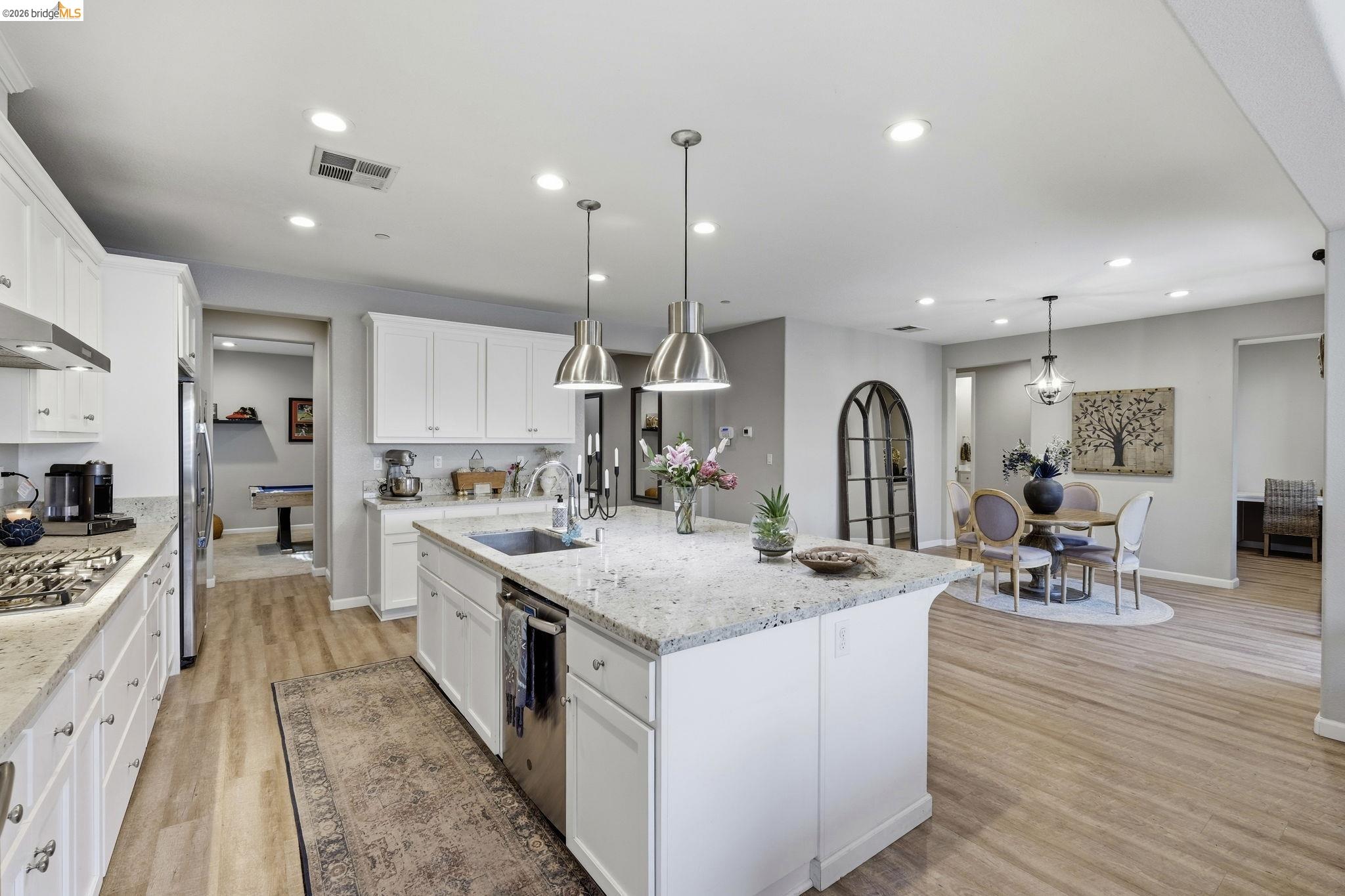 369 Parkfield Way