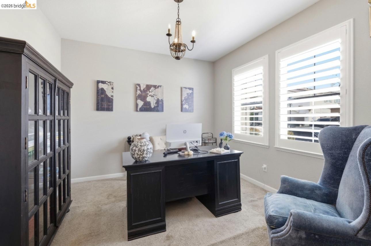 369 Parkfield Way