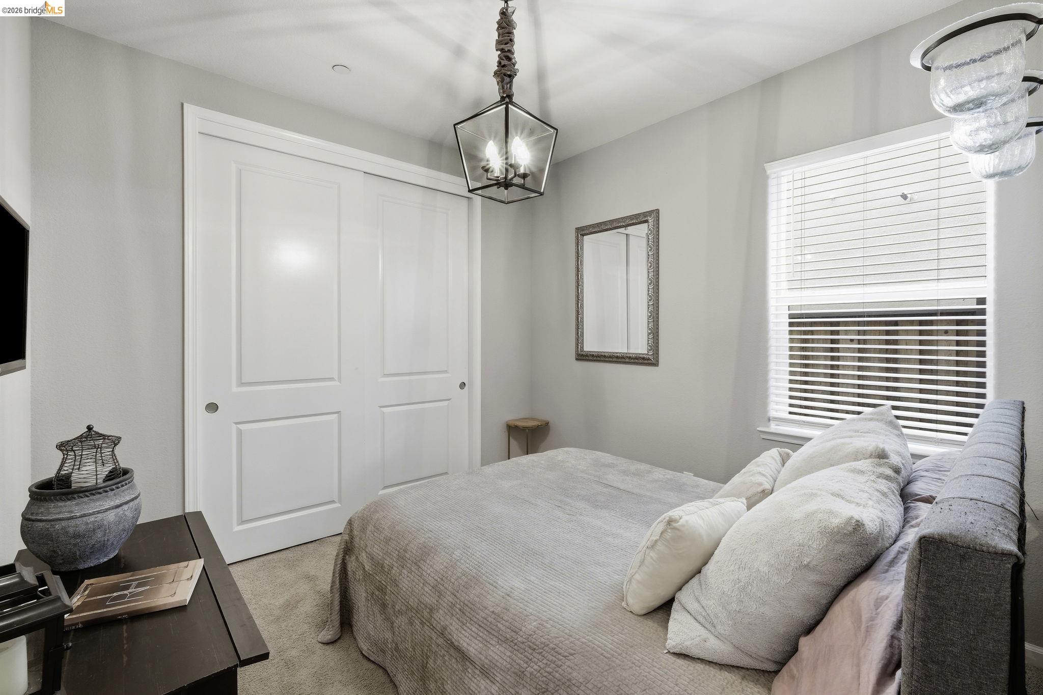 369 Parkfield Way