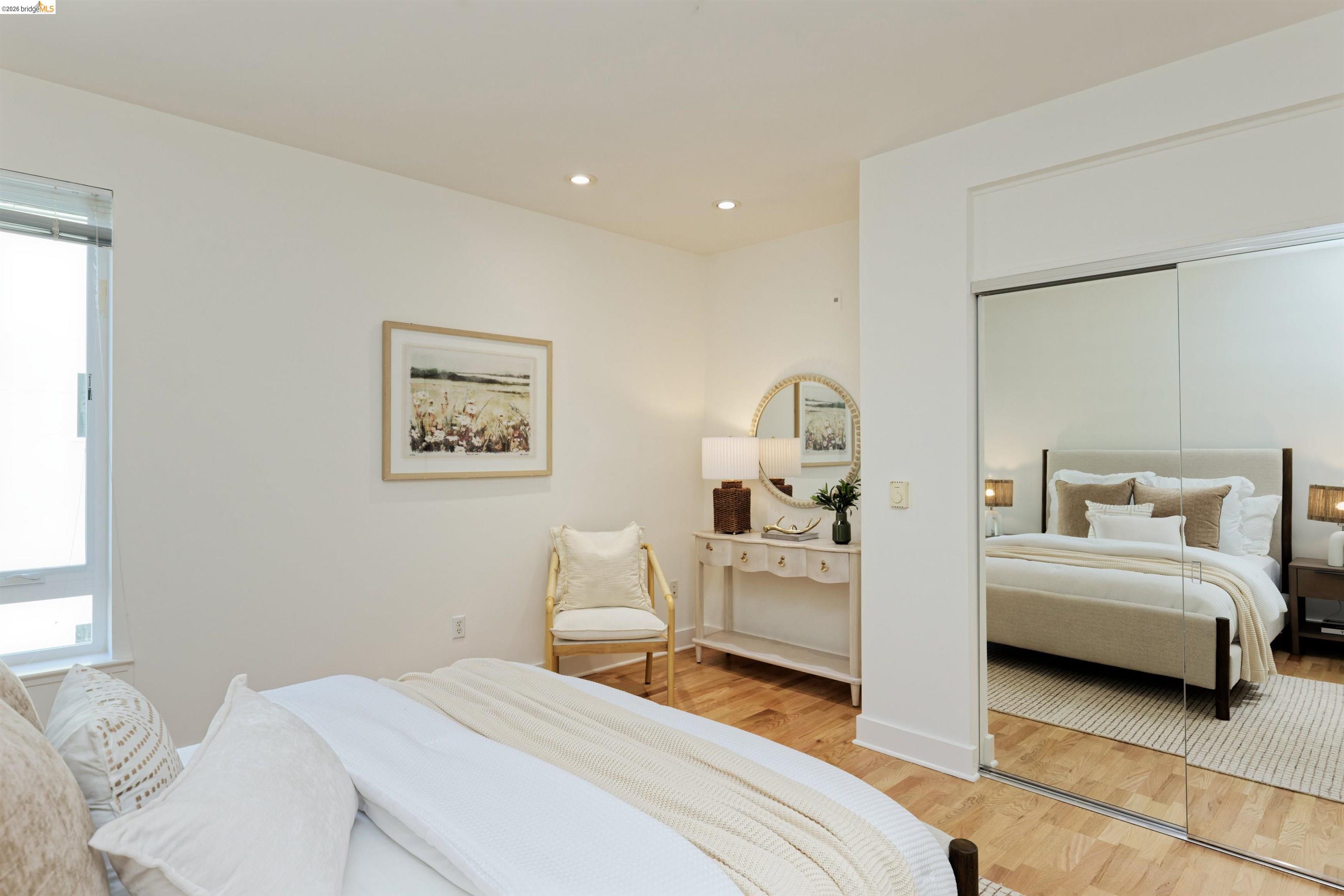 371 30th Street # 404