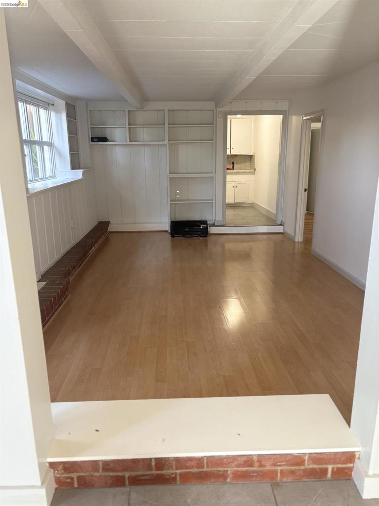 1024 Elsinore Ave