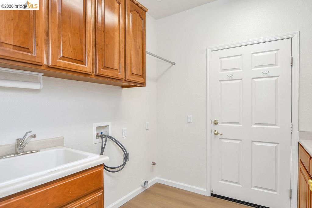 1503 Bismarck Ln