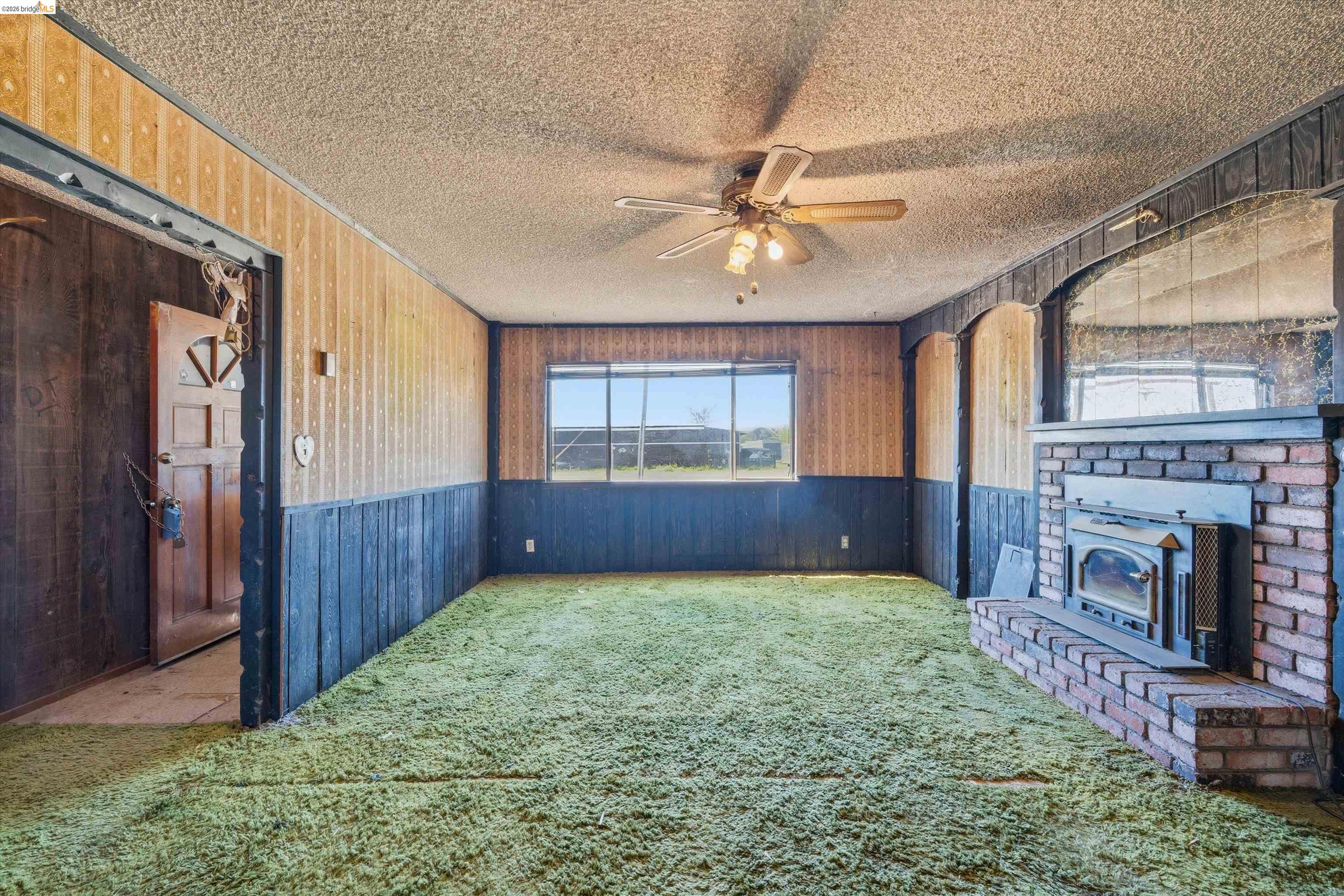 5364 Aspen Rd