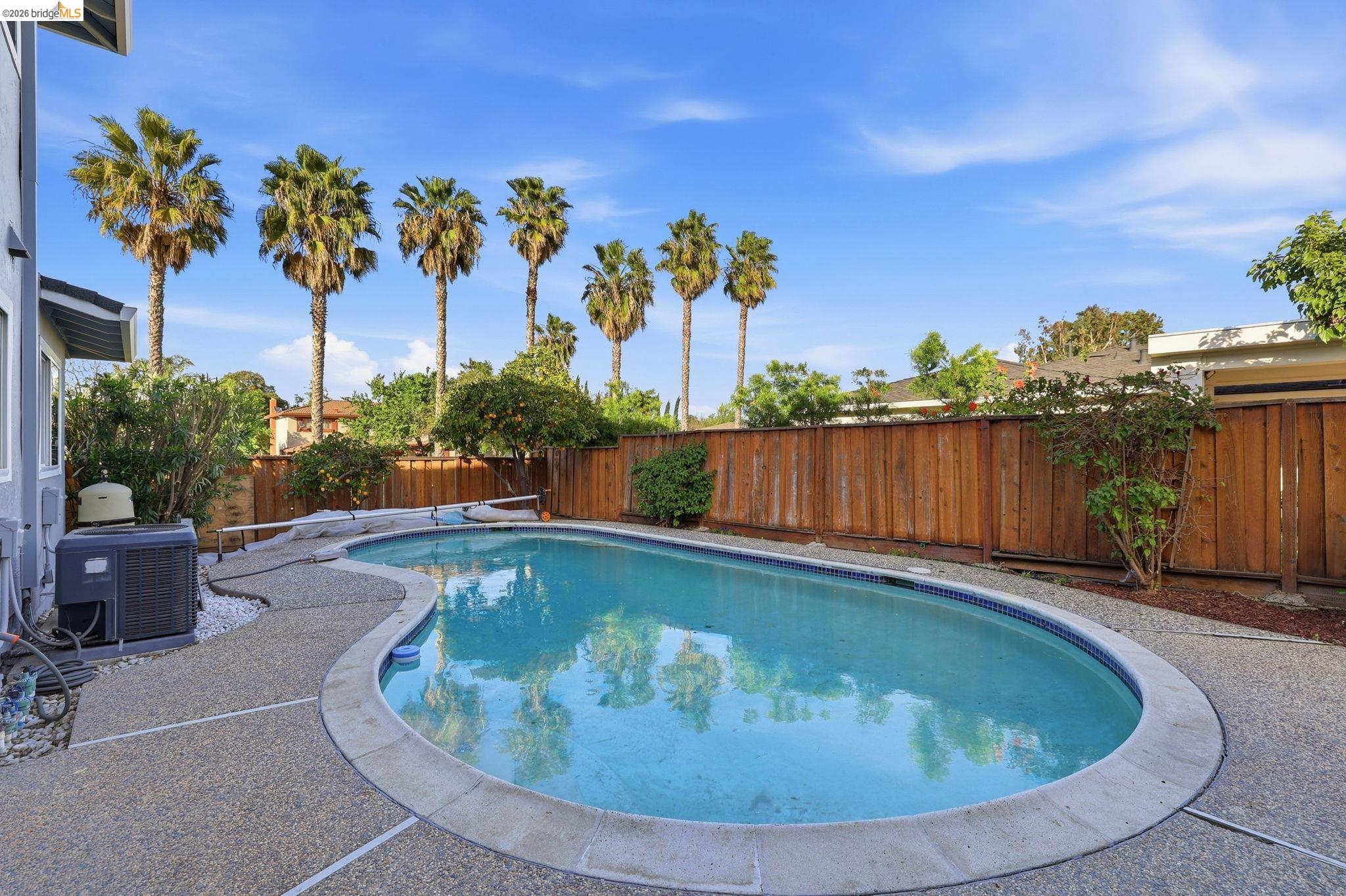 518 Churchill Park Dr