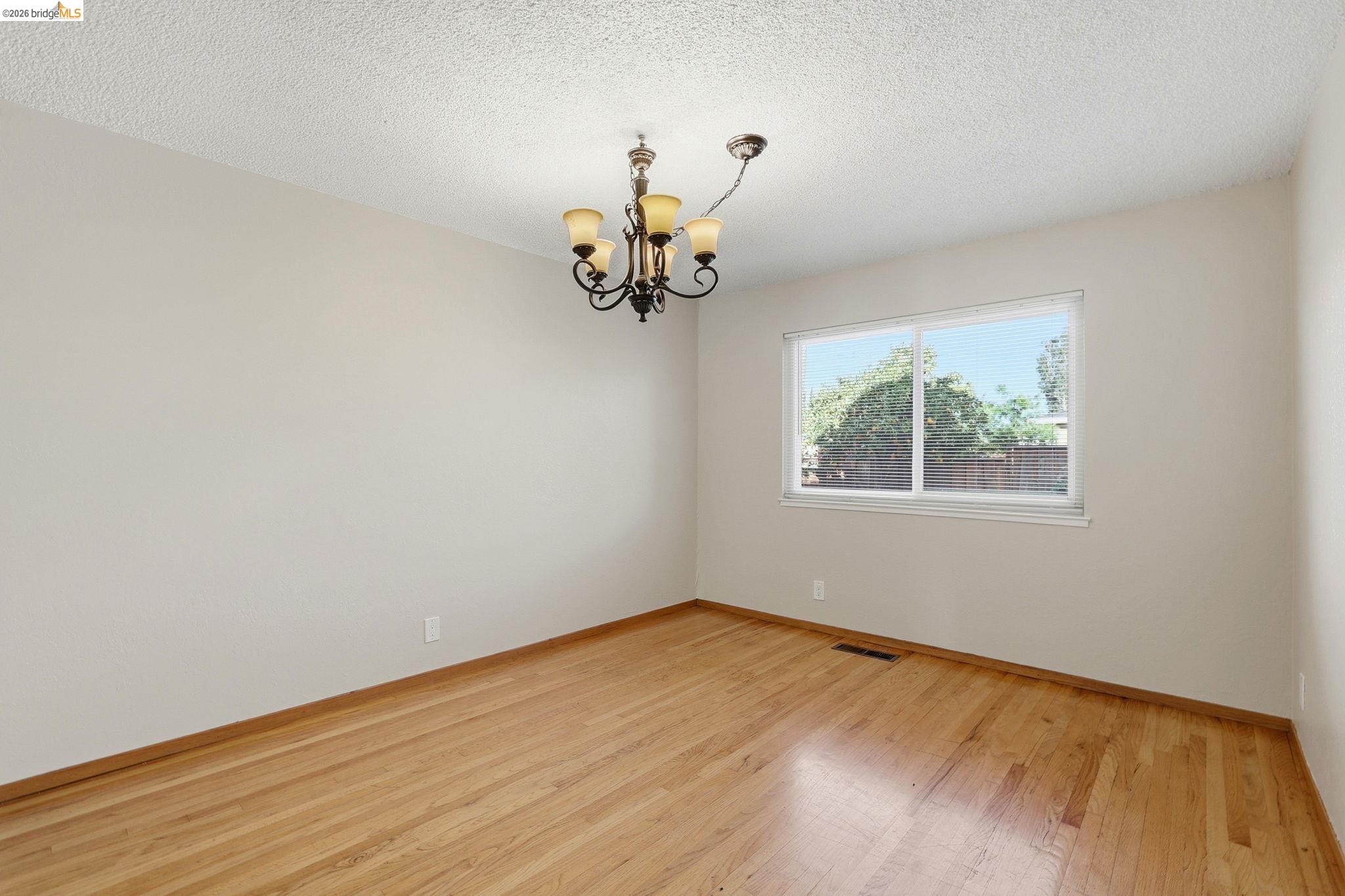 518 Churchill Park Dr