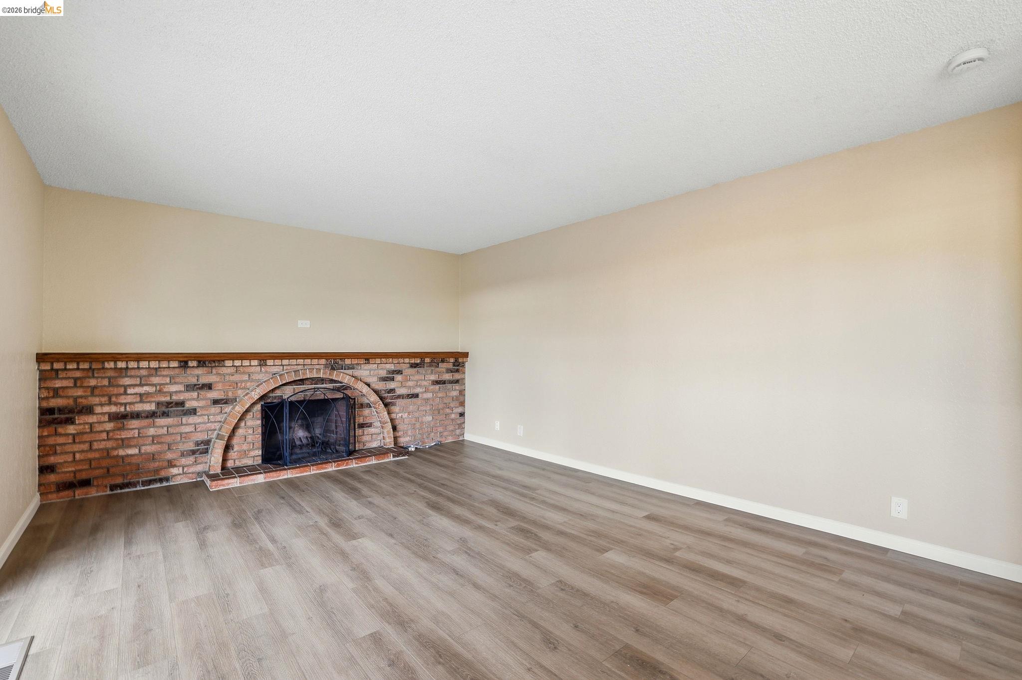 518 Churchill Park Dr