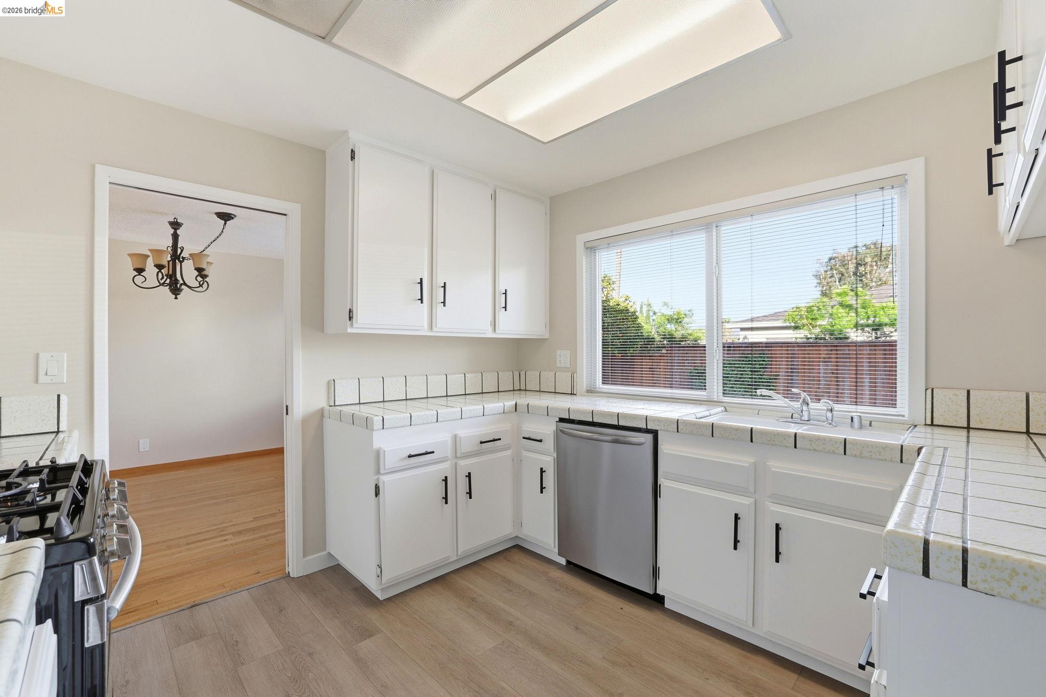 518 Churchill Park Dr