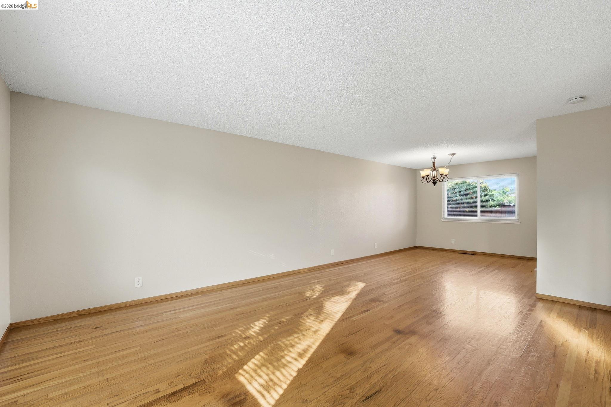 518 Churchill Park Dr