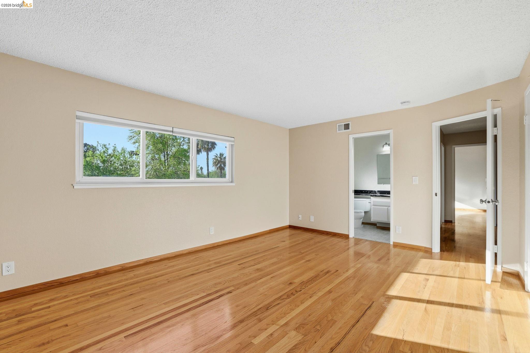 518 Churchill Park Dr