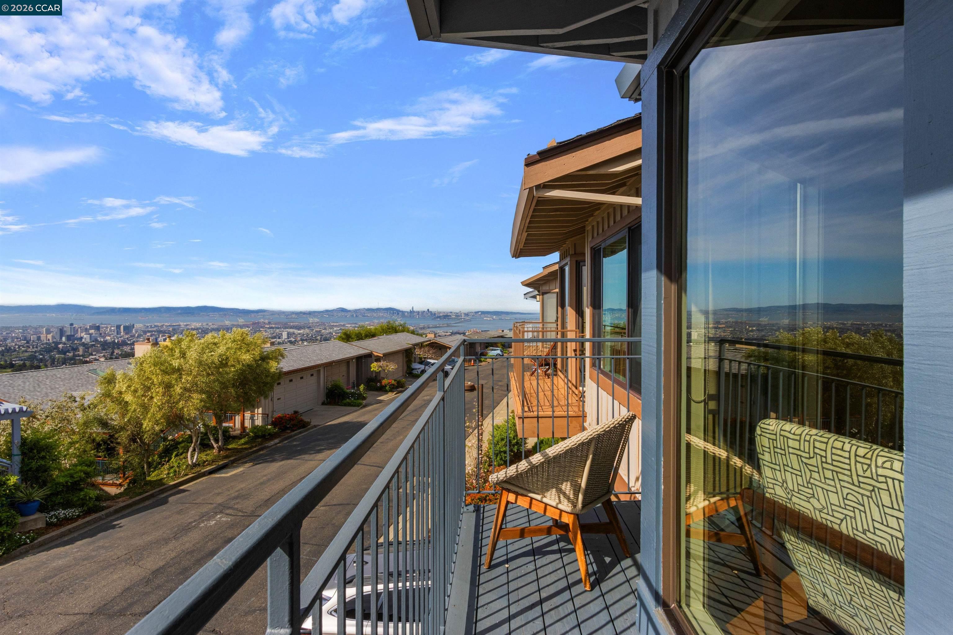 49 Starview Dr