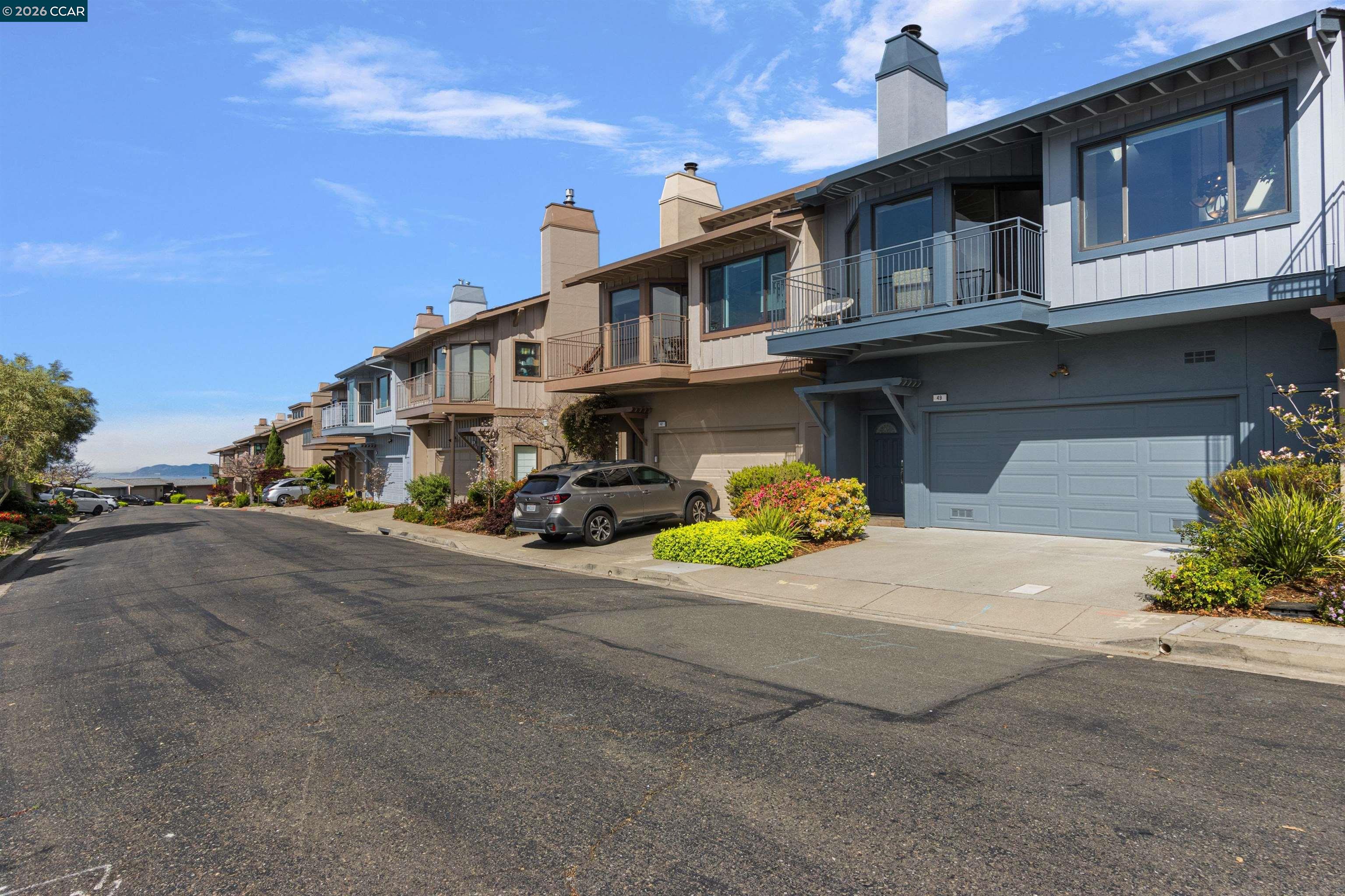 49 Starview Dr