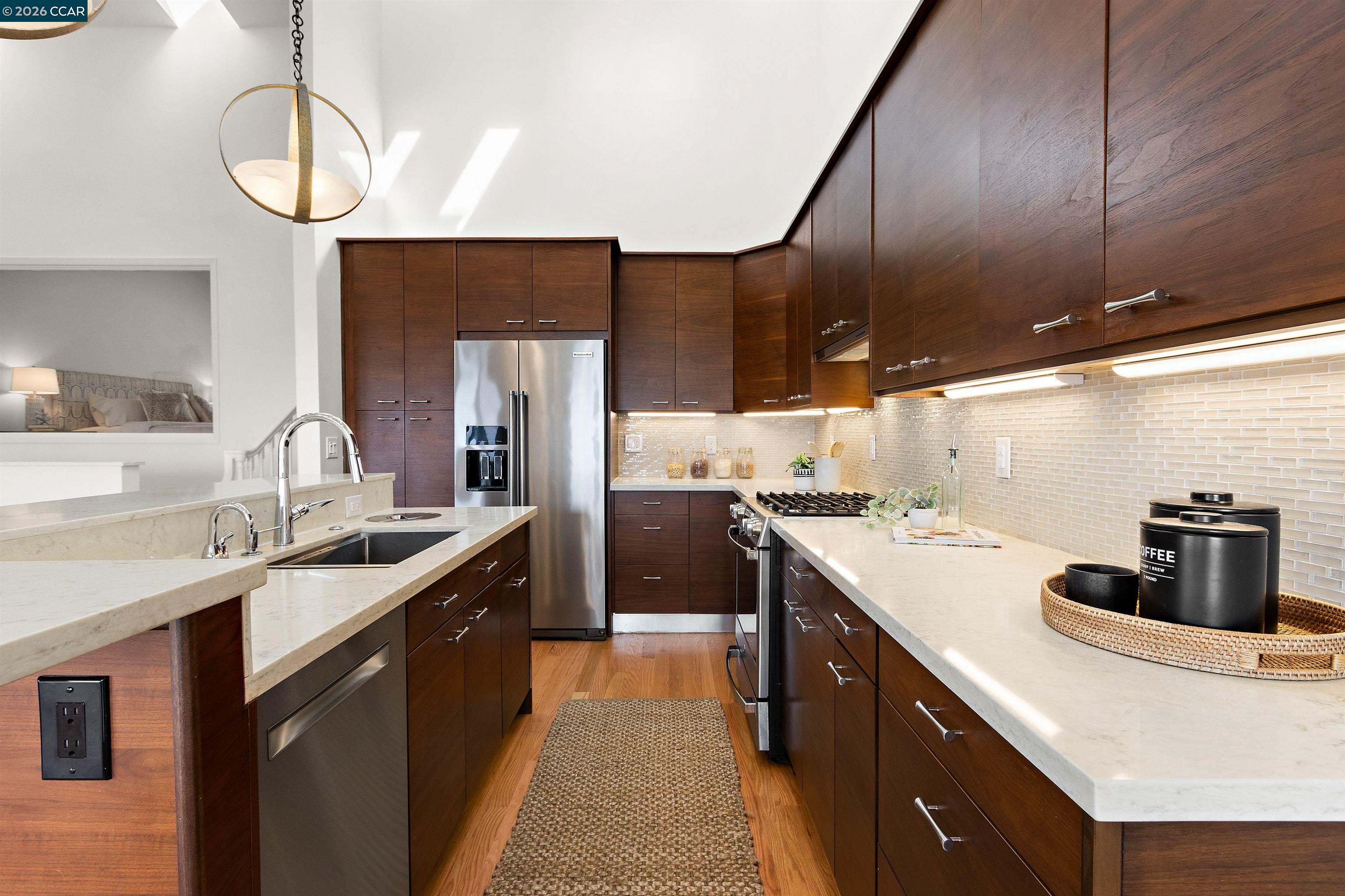49 Starview Dr
