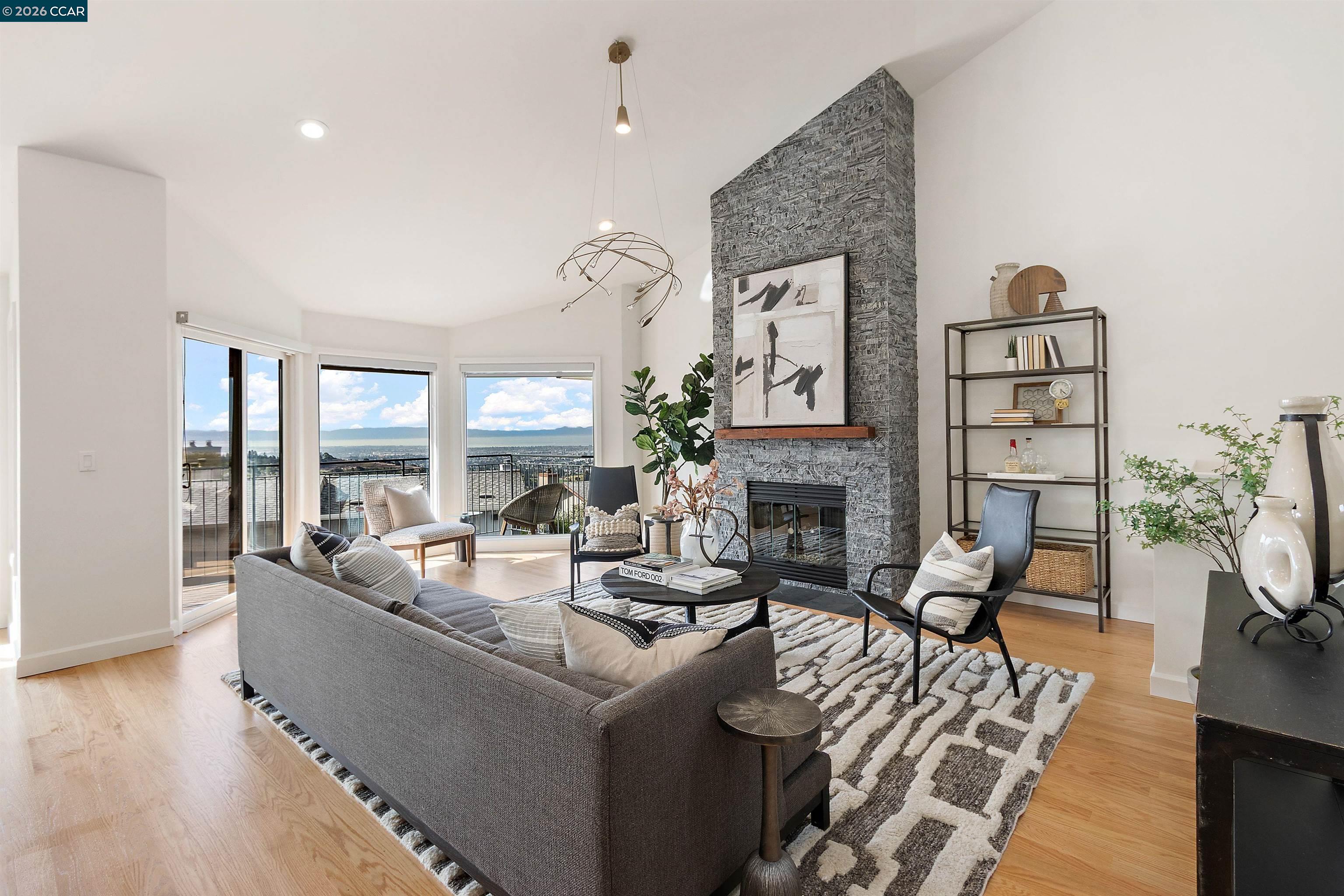 49 Starview Dr