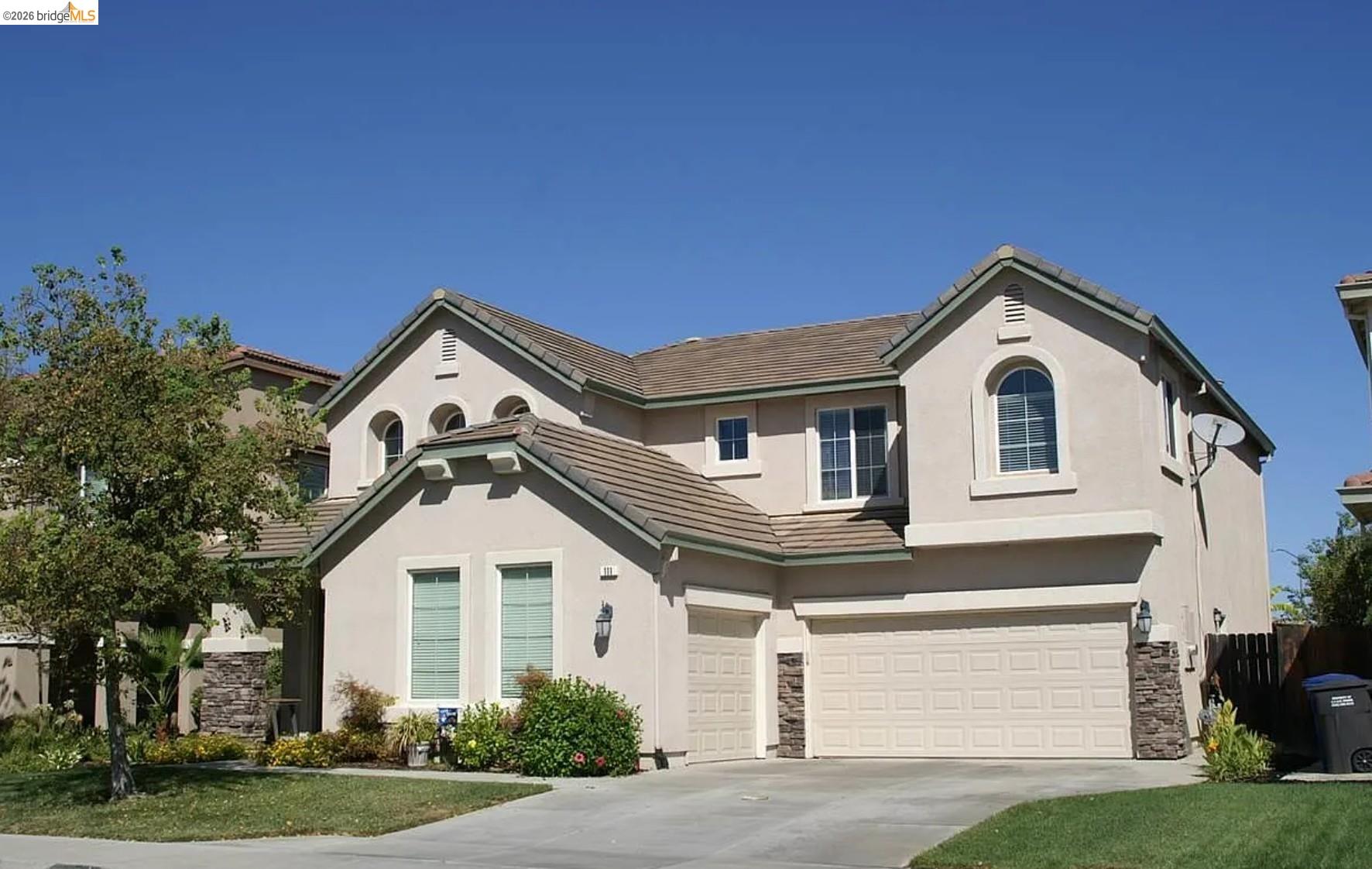 111 Tennyson Ct