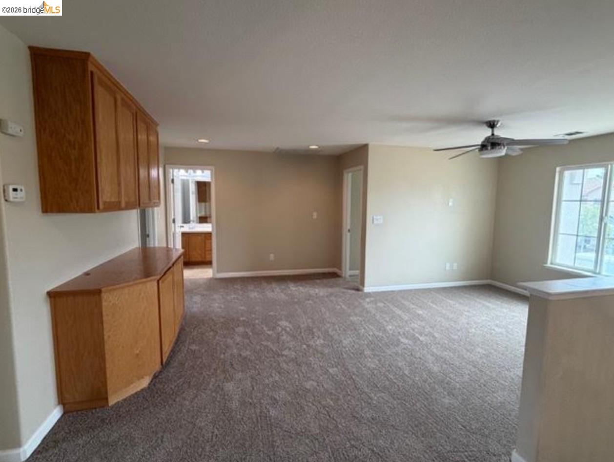 111 Tennyson Ct