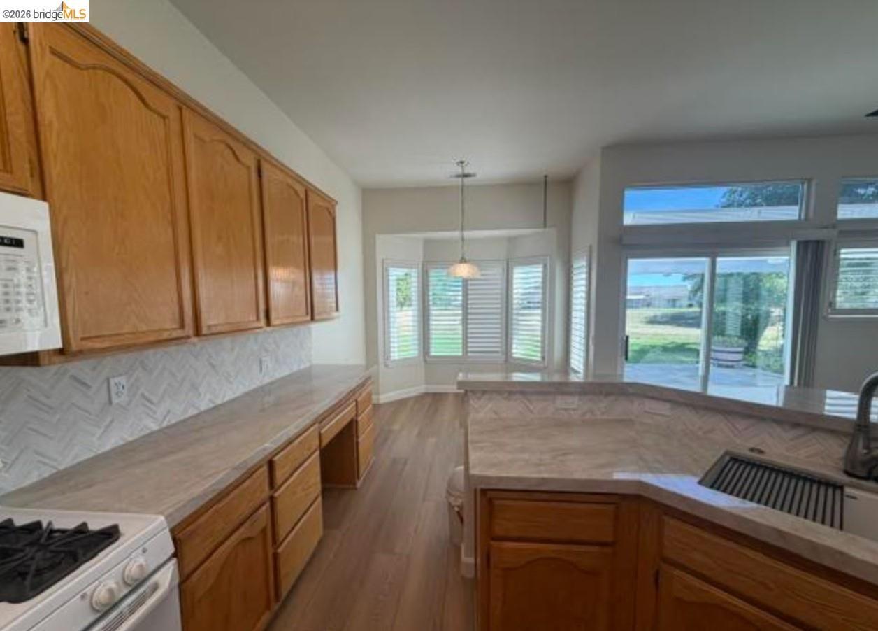 170 Gala Ln