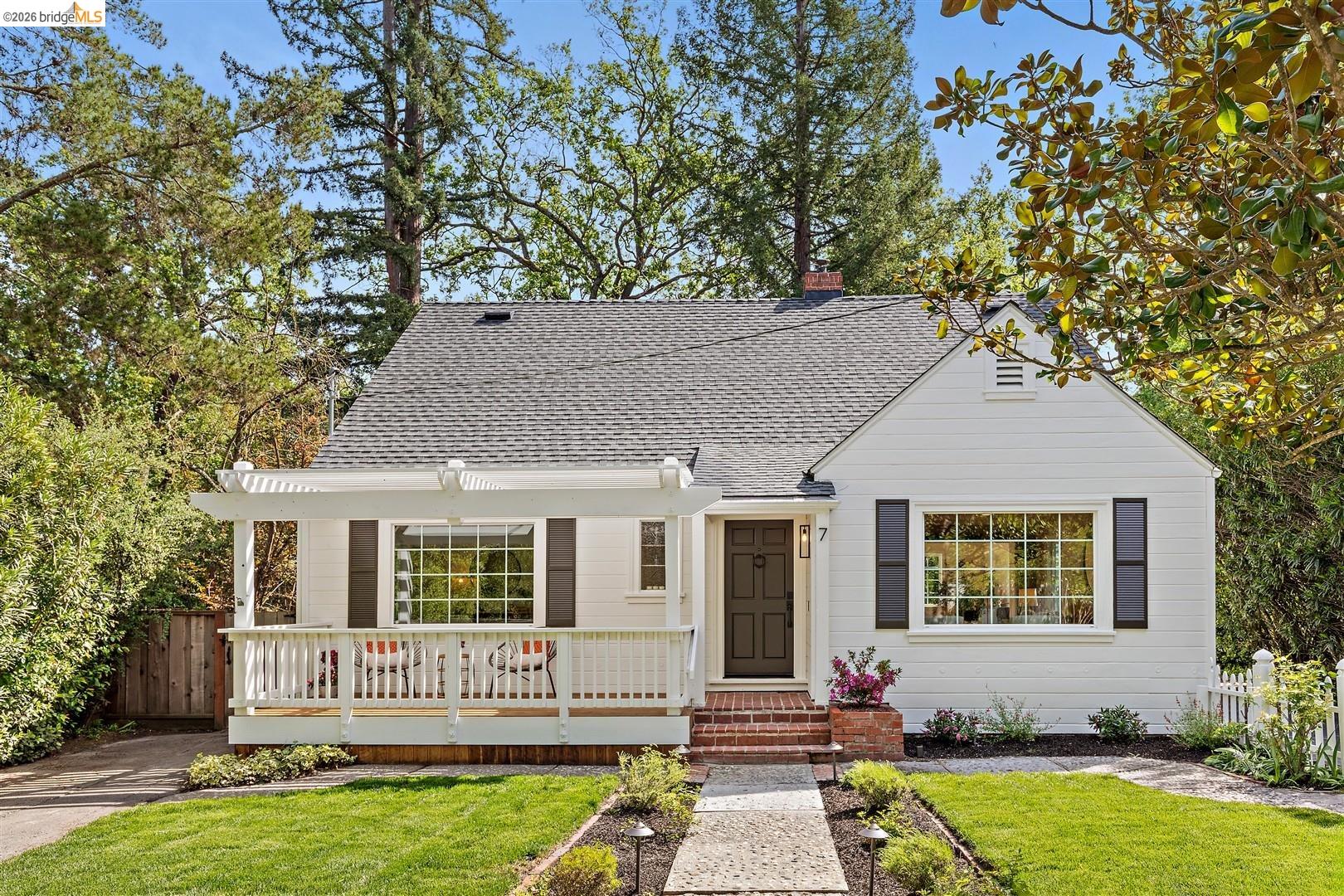 7 Arbor Way