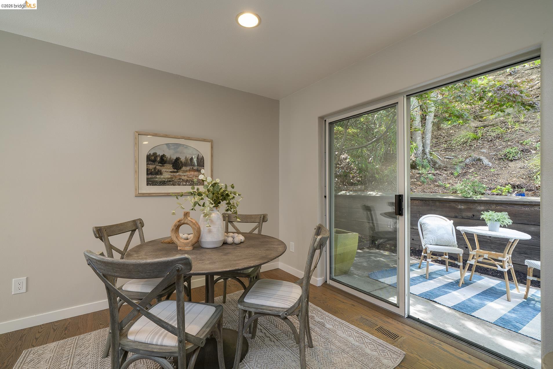 6109 Fairlane Dr