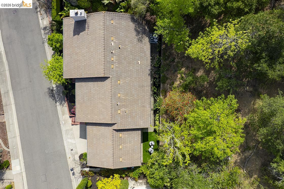 6109 Fairlane Dr