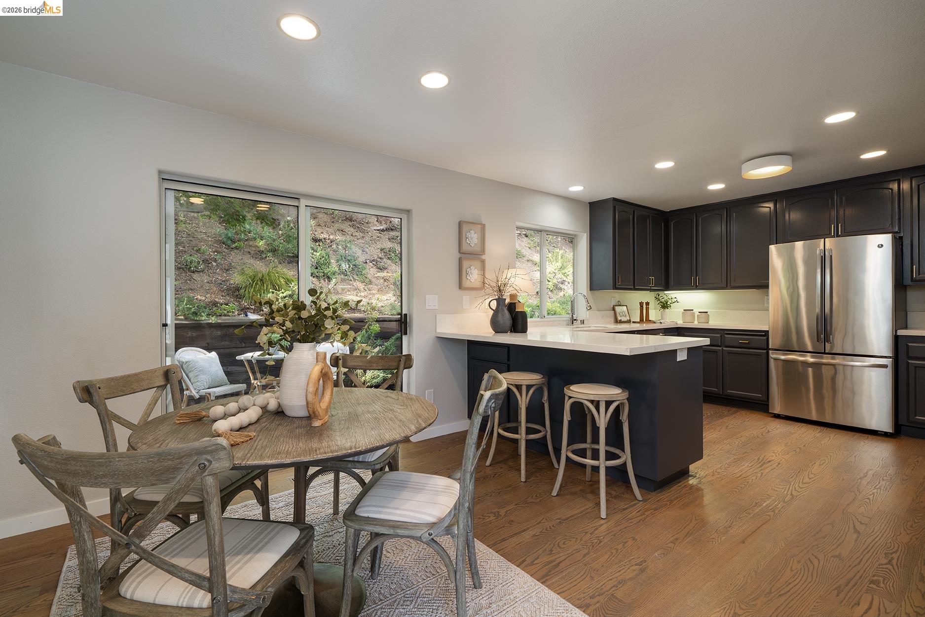 6109 Fairlane Dr