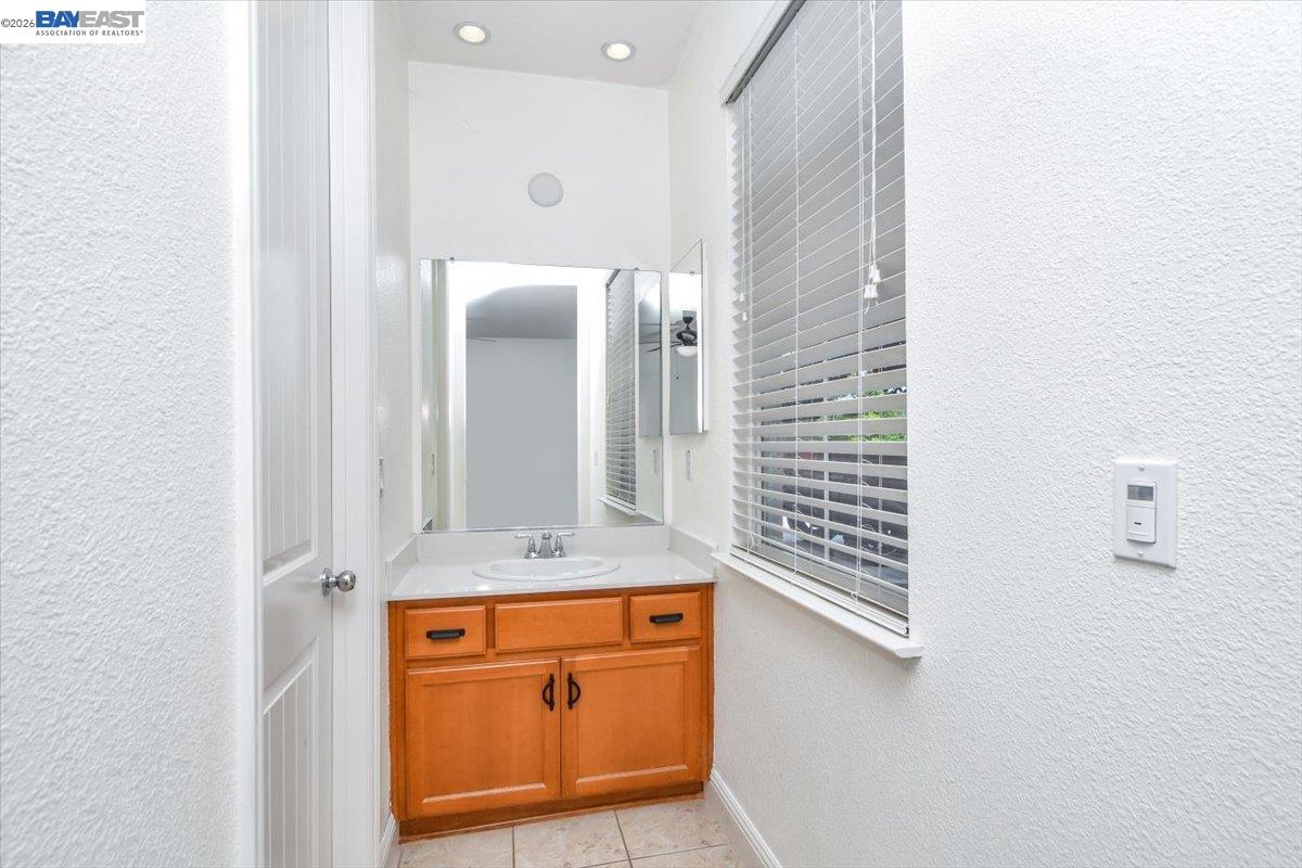 1600 Amber Ln