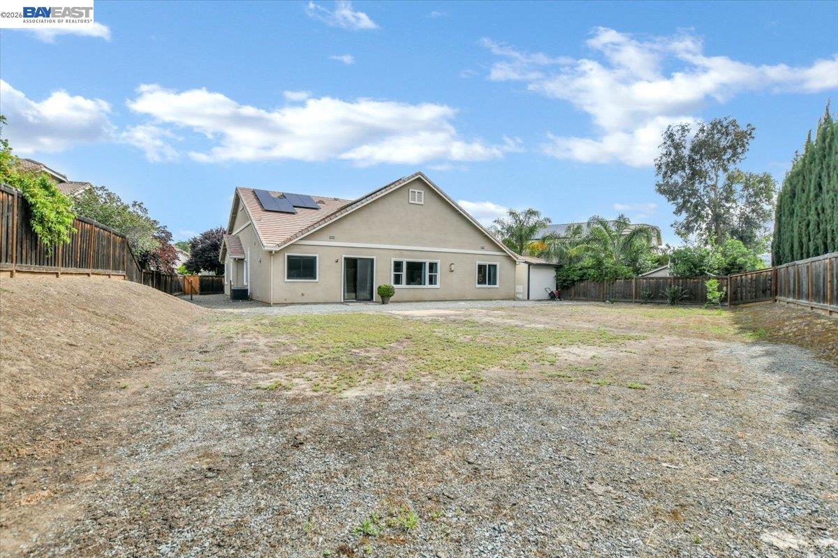 1600 Amber Ln